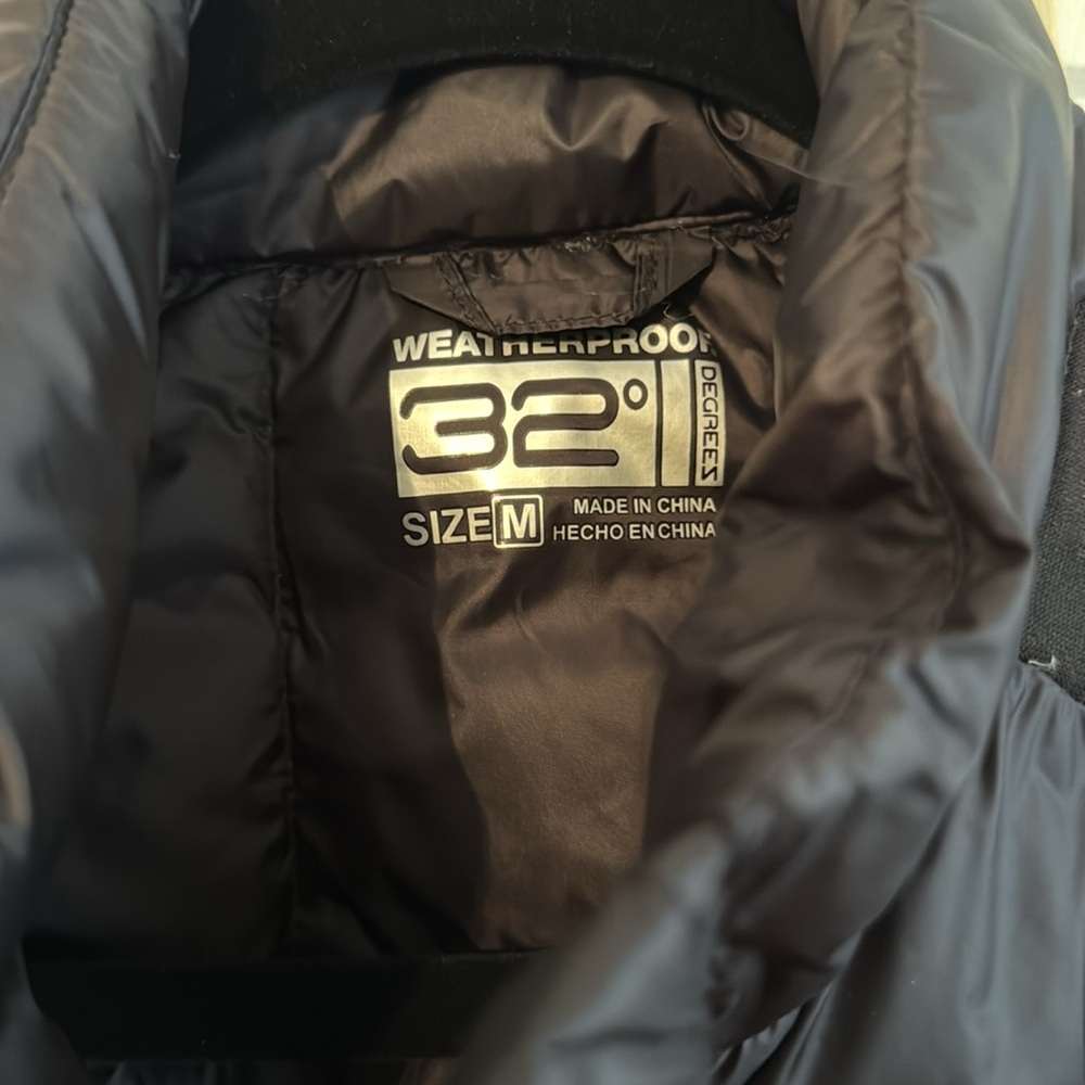 Women's Medium Weatherproof 32 Degrees Black Jacket - Picture 5 of 8
